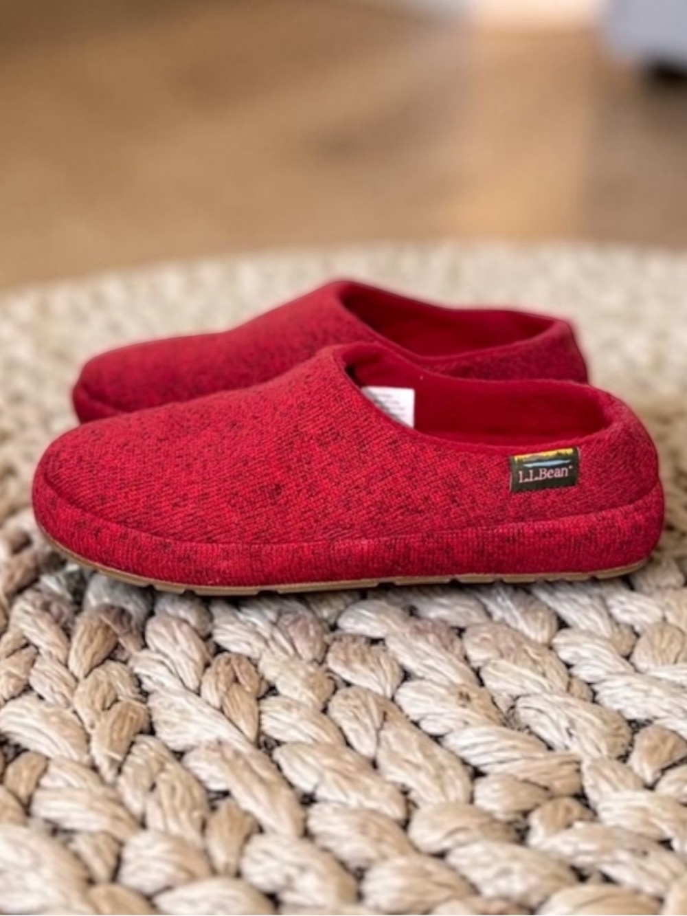 L.L. Bean Women’s Mountain Red Sweater Fleece Slipper Scuff Size 7
